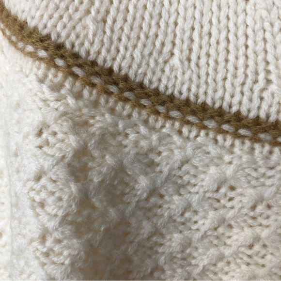 VINTAGE ROOTS 100% wool cream chunky knit sweater, size S - Picture 4 of 8